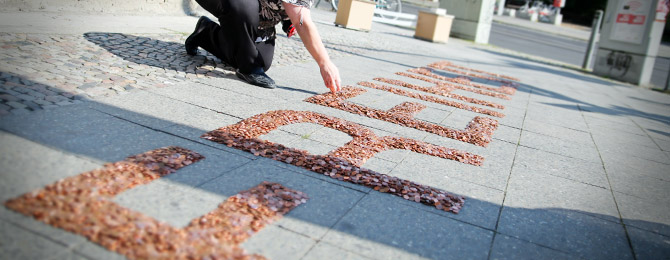 Die soziale Plastik Gier frisst Freiheit zur Positions Berlin 2014