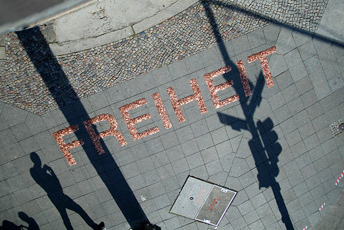 Das Experiment GIER FRISST FREIHEIT während der Berlin Art Week